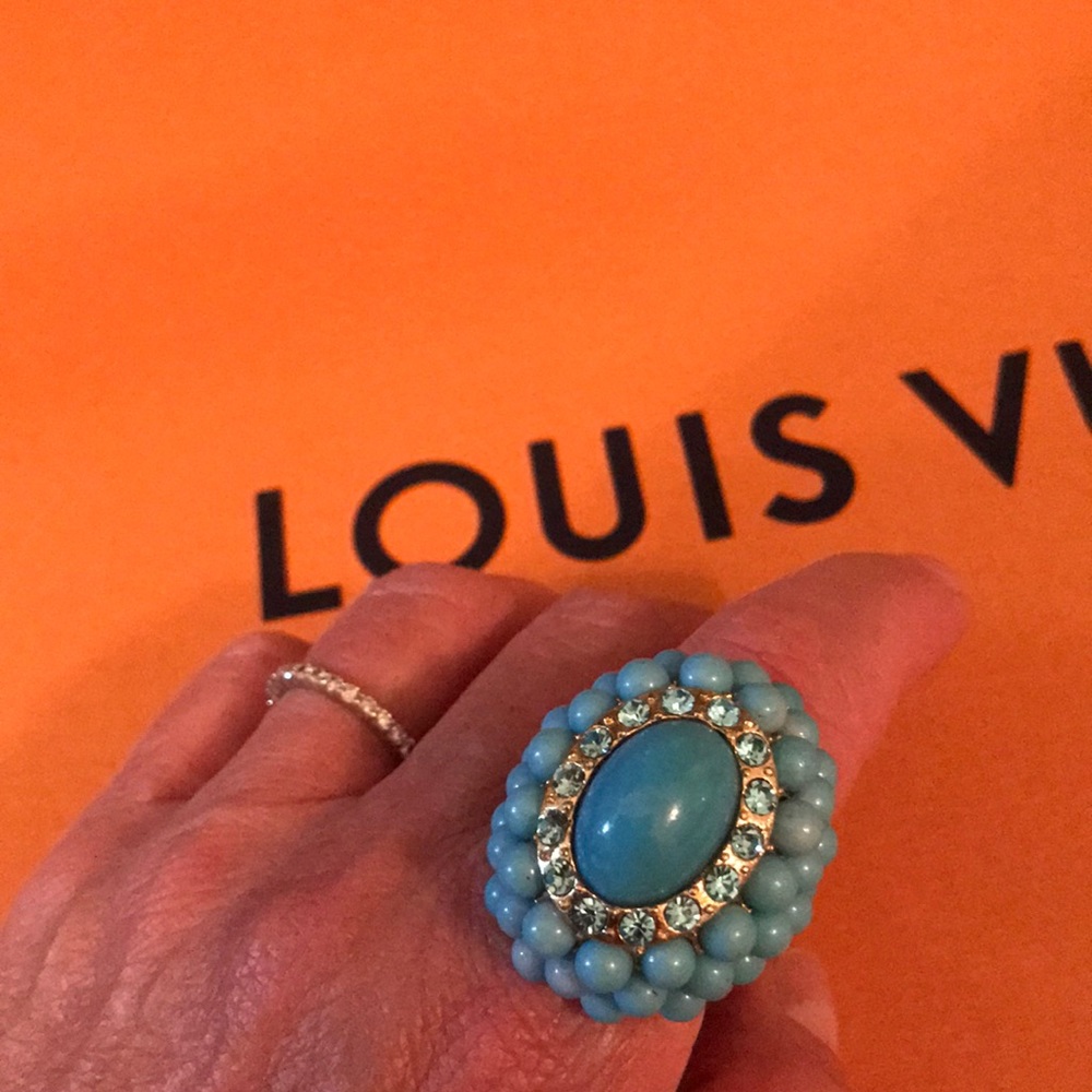 NWT Turquoise stone ring 💍👸